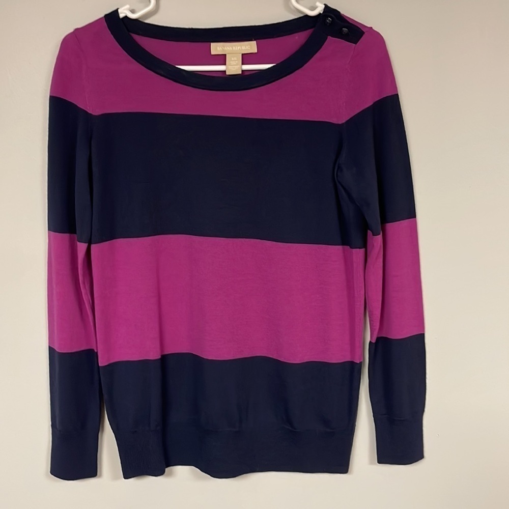 Banana Republic Merino Wool Lightweight Sweater, XS, navy & purple, like new!